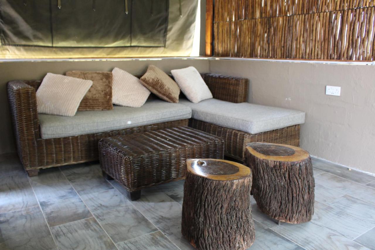 Rivermews Hotel And Spa Маун Екстериор снимка