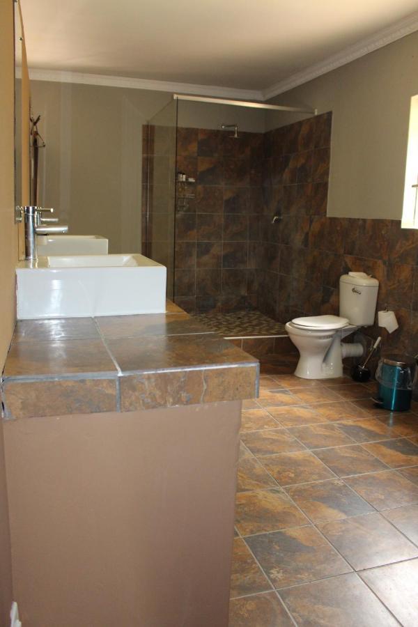 Rivermews Hotel And Spa Маун Екстериор снимка